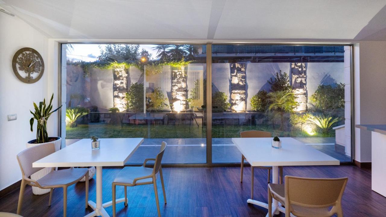 Zaffiro Lavico Rooms Etna Nature Sea Acireale Exterior foto