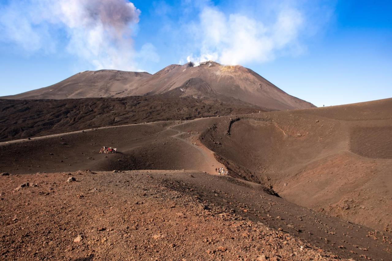 Zaffiro Lavico Rooms Etna Nature Sea Acireale Exterior foto
