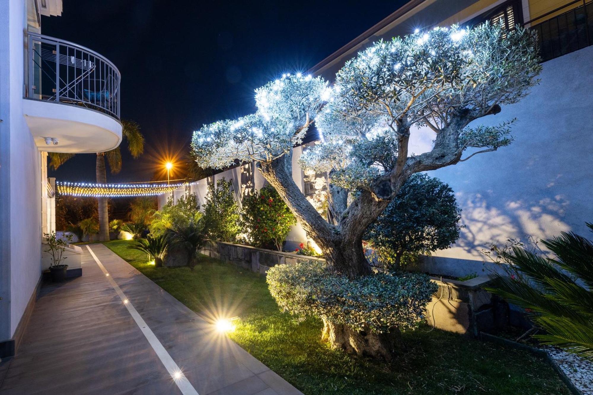 Zaffiro Lavico Rooms Etna Nature Sea Acireale Exterior foto